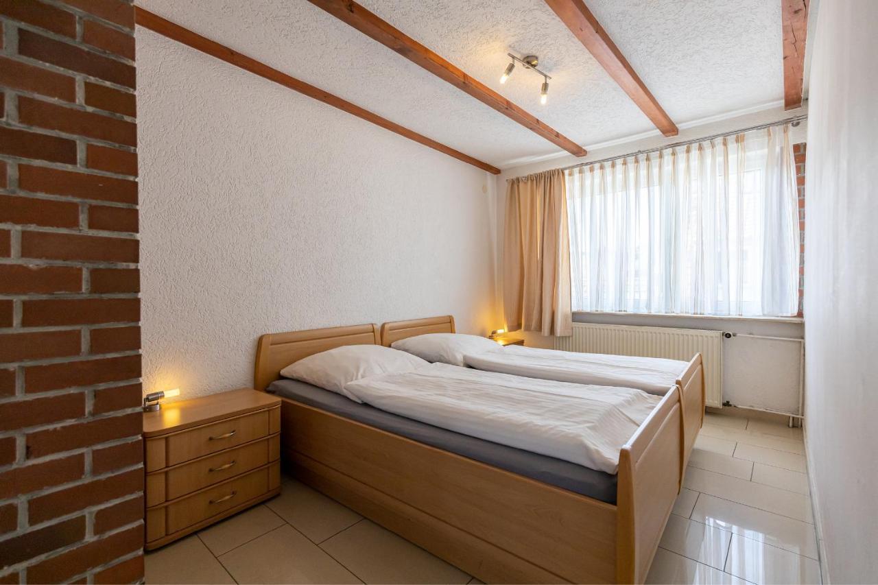 Hotel Garni " Am Domplatz" Ерфурт Екстериор снимка