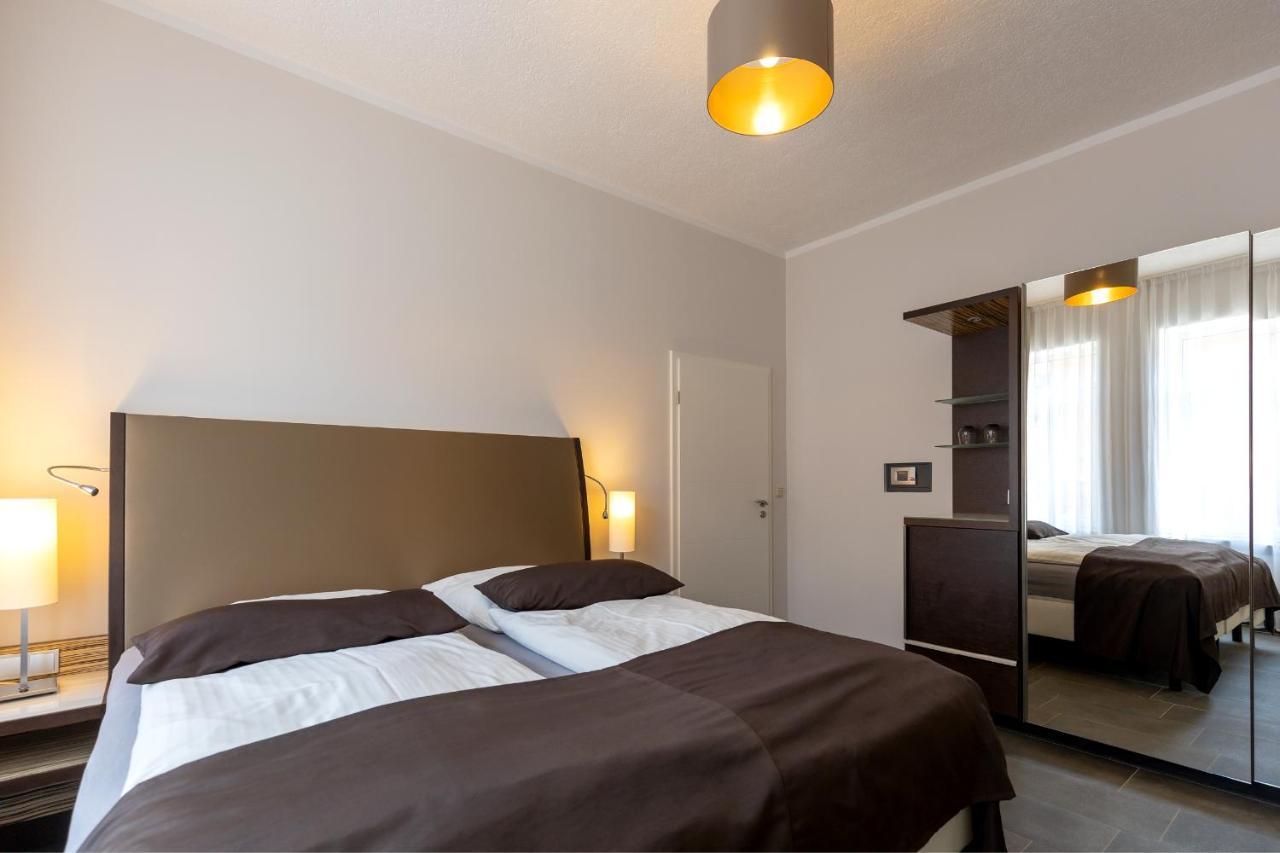 Hotel Garni " Am Domplatz" Ерфурт Екстериор снимка