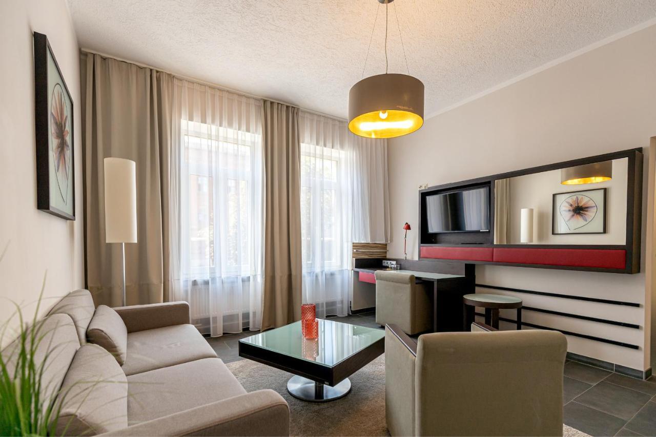 Hotel Garni " Am Domplatz" Ерфурт Екстериор снимка