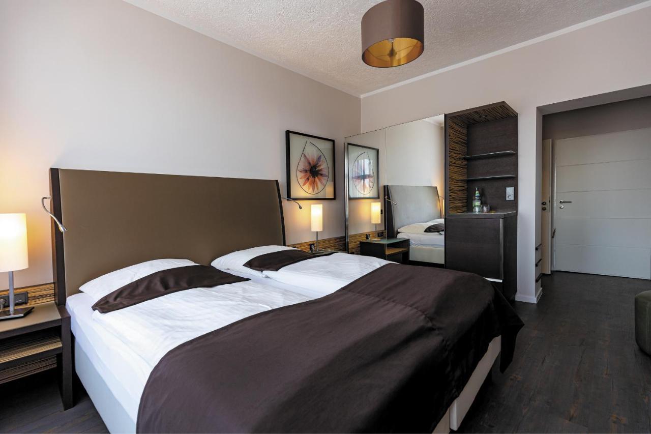 Hotel Garni " Am Domplatz" Ерфурт Екстериор снимка