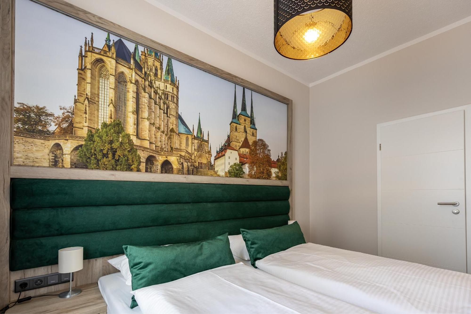 Hotel Garni " Am Domplatz" Ерфурт Екстериор снимка